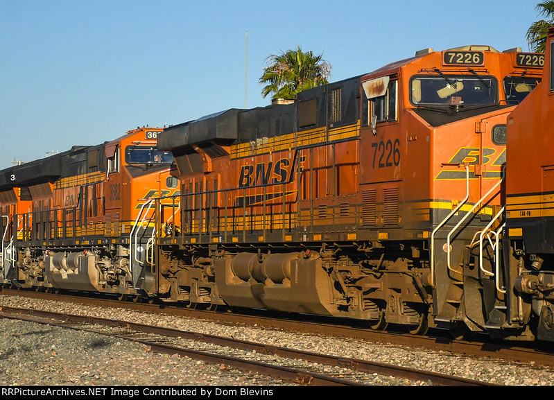 BNSF 3682